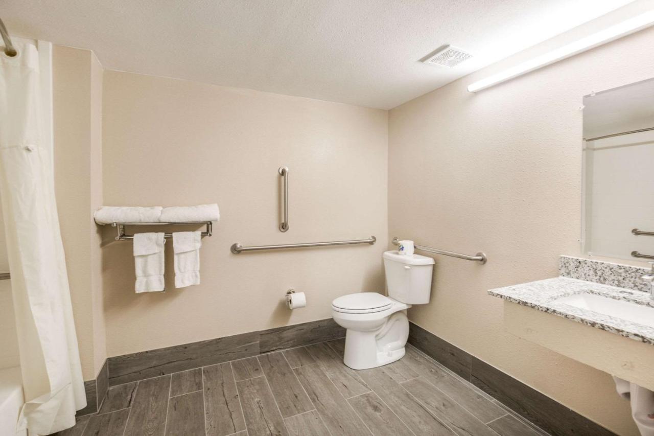 Rodeway Inn&Suites - Poconos Delaware Water Gap Exterior foto